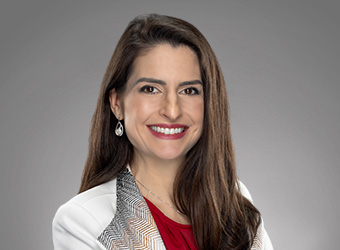 Dr. Cintia Mendes