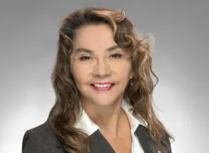 Dr. Rosa E. Nunez